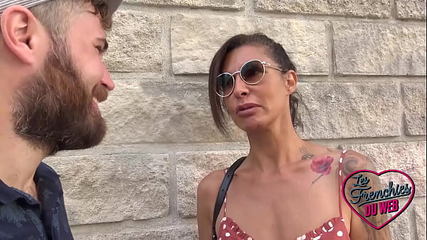 Страстная буфетчица Шарлотта, 40 лет, жаждет горячего секса