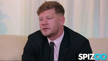 София Смит в порно видео наслаждается большим членом
